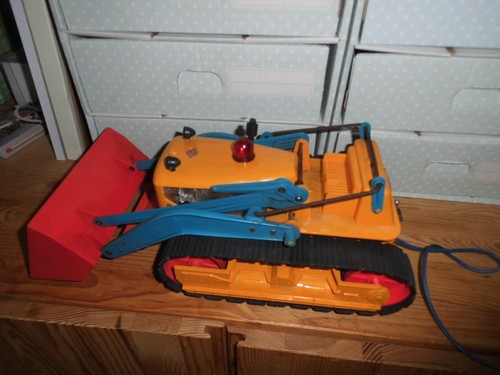Gama raupe mit - gama,