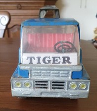 Blechspielzeug Abschleppwagen