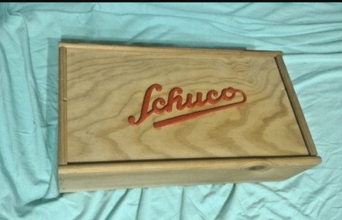 Holzkiste mit schuco logo - holzkiste,