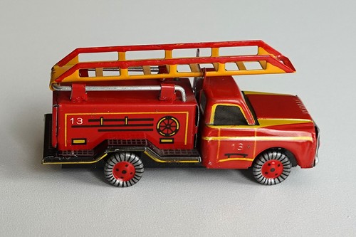 Blechspielzeug blechauto - zz,
