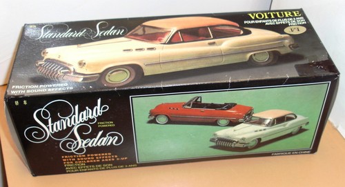 Blechspielzeug standard sedan - standard,